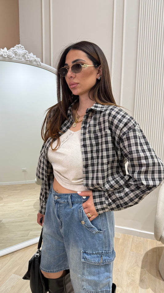Camicia corta